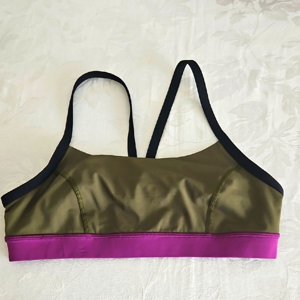 Lululemon Rise and Run Bra, Size 10.